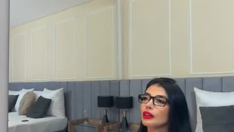 giannanoir online show from June 11, 2026, 12:32 am