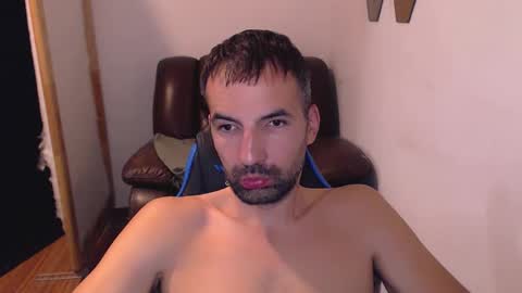 Snapshot of gianni_lion chatting on September 21, 2025, 9:05 pm Gianni online show from September 21, 2025, 9:05 pm