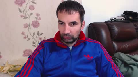 Snapshot of gianni_lion chatting on November 16, 2025, 1:17 pm Gianni online show from November 16, 2025, 1:17 pm