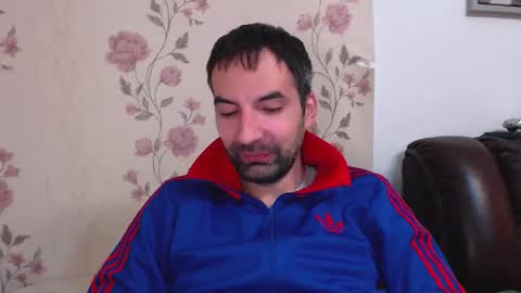 Snapshot of gianni_lion chatting on November 18, 2025, 2:43 pm Gianni online show from November 18, 2025, 2:43 pm