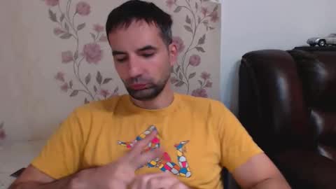 Snapshot of gianni_lion chatting on November 28, 2025, 2:42 pm Gianni online show from November 28, 2025, 2:42 pm