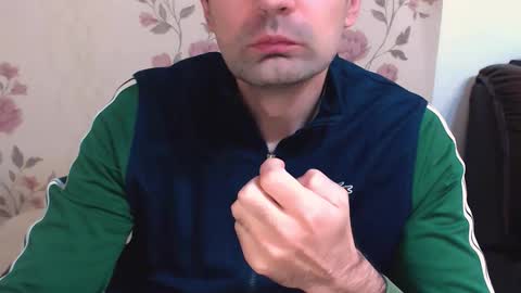 Snapshot of gianni_lion chatting on February 17, 2026, 4:13 pm Gianni online show from February 17, 2026, 4:13 pm