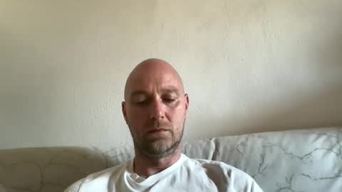 giannipaciotti online show from April 24, 2026, 3:58 pm