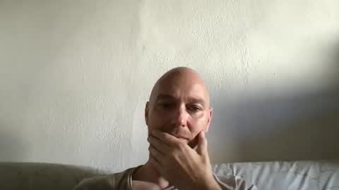 giannipaciotti online show from May 9, 2026, 6:29 am