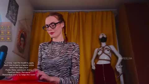 Snapshot of giantess_eva chatting on November 17, 2025, 5:41 pm Eva online show from November 17, 2025, 5:41 pm