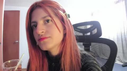 Snapshot of giaroussel chatting on May 7, 2026, 1:49 pm GiaRoussel online show from May 7, 2026, 1:49 pm