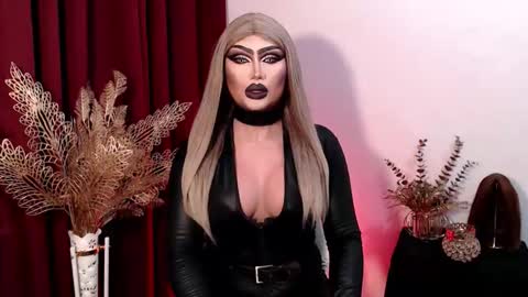 Gia X online show from February 11, 2026, 4:39 am