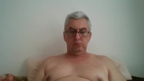 Snapshot of gigi1970 chatting on April 18, 2026, 12:42 pm gigi1970 online show from April 18, 2026, 12:42 pm