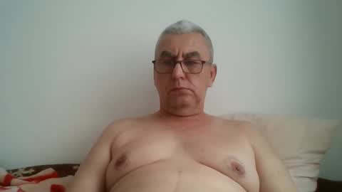 Snapshot of gigi1970 chatting on May 6, 2026, 12:10 pm gigi1970 online show from May 6, 2026, 12:10 pm