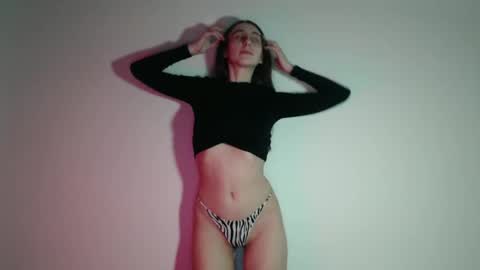 Gigi online show from March 11, 2025, 3:56 pm