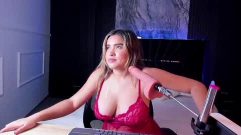 Snapshot of gigiidoll chatting on February 13, 2025, 2:31 pm Gigi Doll online show from February 13, 2025, 2:31 pm