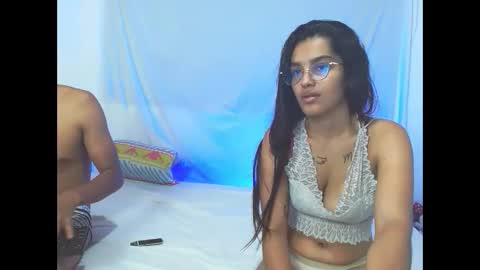 gigiilove24 online show from September 14, 2025, 8:57 am