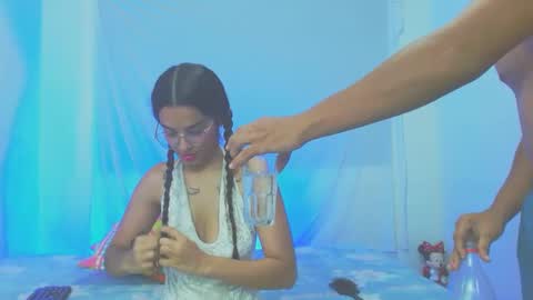 gigiilove24 online show from September 23, 2025, 6:44 pm