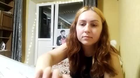 Snapshot of gigikurk chatting on December 19, 2025, 5:09 pm Anna online show from December 19, 2025, 5:09 pm