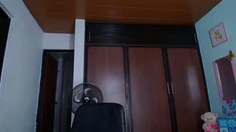 Snapshot of gigimiler8 chatting on March 4, 2025, 10:49 pm Sharlotte online show from March 4, 2025, 10:49 pm