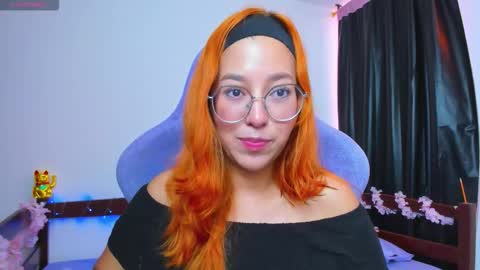 gigimooon online show from March 15, 2026, 9:54 pm