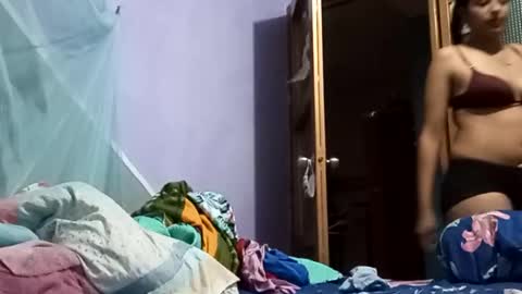 Snapshot of gigixox3 chatting on December 3, 2025, 9:24 pm gigixox3 online show from December 3, 2025, 9:24 pm