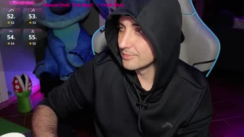 Snapshot of gil_gamesh2nd chatting on November 2, 2025, 9:06 pm Mirko online show from November 2, 2025, 9:06 pm