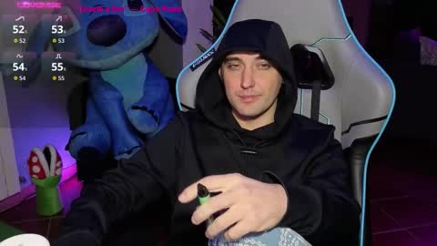 Snapshot of gil_gamesh2nd chatting on November 12, 2025, 12:55 am Mirko online show from November 12, 2025, 12:55 am