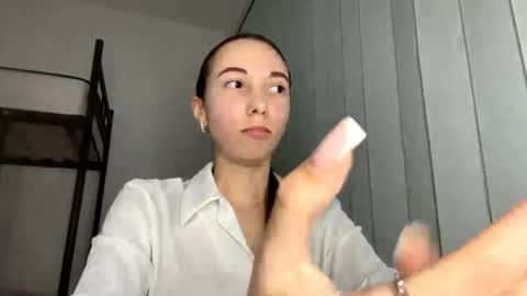 Tina online show from March 19, 2026, 6:23 pm