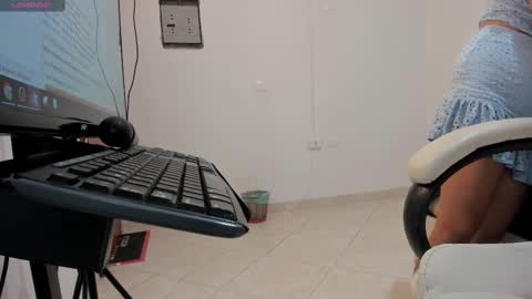 Snapshot of gimenalara chatting on September 23, 2025, 6:44 pm Gimena online show from September 23, 2025, 6:44 pm