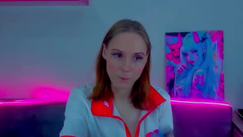 Snapshot of gina_lovelyy chatting on September 13, 2025, 3:06 am Gina online show from September 13, 2025, 3:06 am