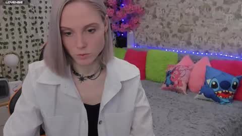 Snapshot of gina_lovelyy chatting on June 3, 2026, 2:36 am Gina online show from June 3, 2026, 2:36 am