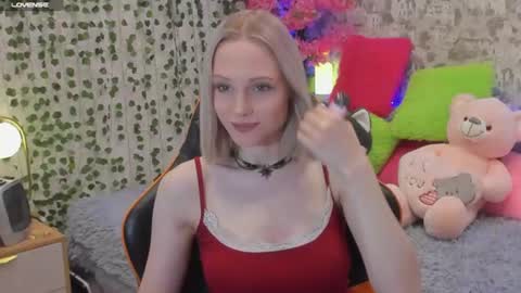 Snapshot of gina_lovelyy chatting on June 14, 2026, 3:08 am Gina online show from June 14, 2026, 3:08 am