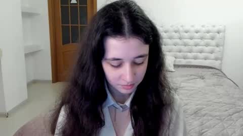 Kate online show from December 1, 2025, 11:15 am