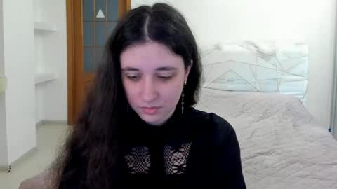 Kate online show from April 11, 2026, 9:02 am
