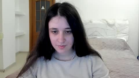 Kate online show from April 22, 2026, 9:44 am