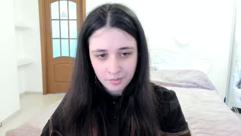 Kate online show from April 26, 2026, 8:34 am