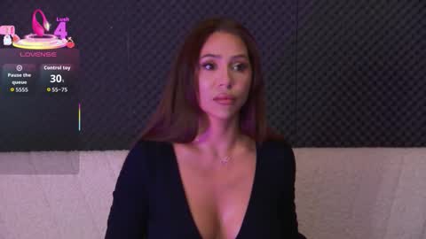 Snapshot of ginamence chatting on November 4, 2025, 5:23 pm GinaMence online show from November 4, 2025, 5:23 pm