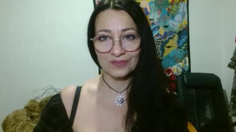 GinaONeon online show from April 1, 2026, 11:11 am