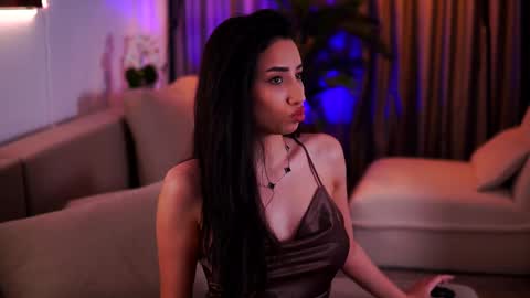 Gina online show from March 9, 2025, 2:50 am