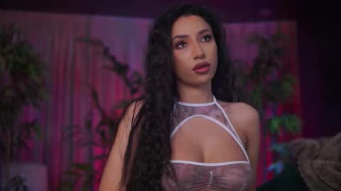 Gina online show from February 12, 2026, 8:15 pm