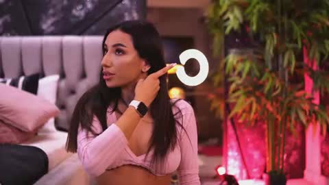 Gina online show from June 26, 2026, 8:13 pm