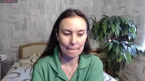 Snapshot of ginaxsoulah__ chatting on June 19, 2026, 4:39 am ginaxsoulah online show from June 19, 2026, 4:39 am