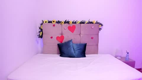 Snapshot of ginelawest chatting on February 26, 2025, 1:32 am Gine online show from February 26, 2025, 1:32 am