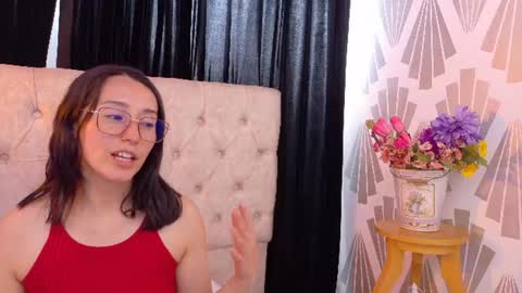 Snapshot of ginevra_esposito chatting on July 9, 2026, 6:23 pm Ginn online show from July 9, 2026, 6:23 pm