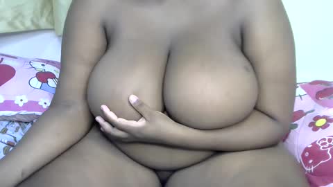 ginger_babes1 online show from December 16, 2025, 2:44 pm