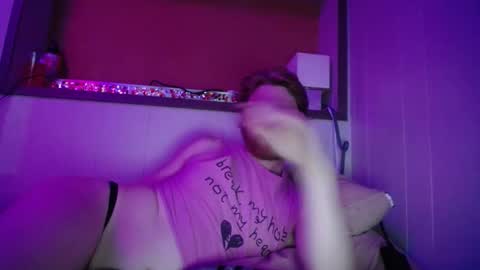 Snapshot of ginger_binj chatting on October 6, 2025, 7:28 am ginger_binj online show from October 6, 2025, 7:28 am