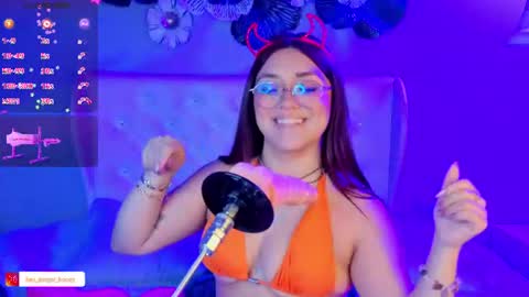 Snapshot of ginger_honeyy chatting on July 28, 2026, 3:08 pm Chloe online show from July 28, 2026, 3:08 pm