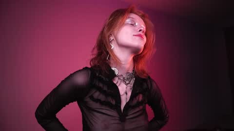        im expecting 350 thumbs up on my altar   online show from December 27, 2024, 10:05 pm