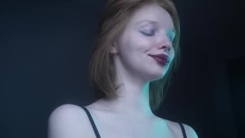        im expecting 350 thumbs up on my altar   online show from October 10, 2025, 10:09 pm