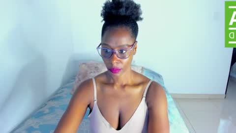 Snapshot of ginger_smil chatting on July 12, 2026, 3:25 pm Diana online show from July 12, 2026, 3:25 pm