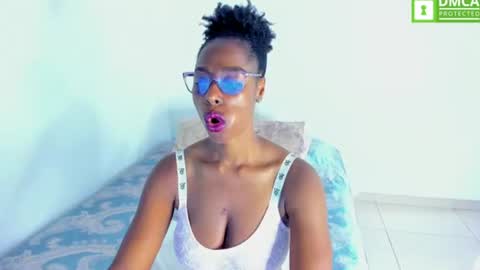 Snapshot of ginger_smil chatting on July 26, 2026, 4:14 pm Diana online show from July 26, 2026, 4:14 pm