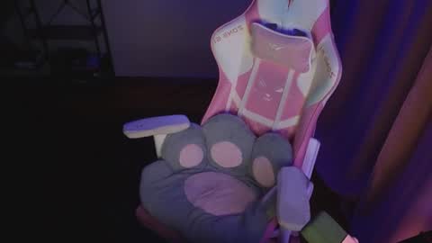Ginger online show from June 10, 2026, 11:03 pm