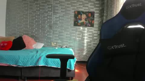 Snapshot of ginger_sweetty chatting on May 4, 2026, 8:49 pm Ginger online show from May 4, 2026, 8:49 pm