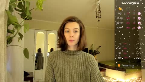 Snapshot of gingerbread__house chatting on December 28, 2024, 1:17 pm Vasilisa online show from December 28, 2024, 1:17 pm